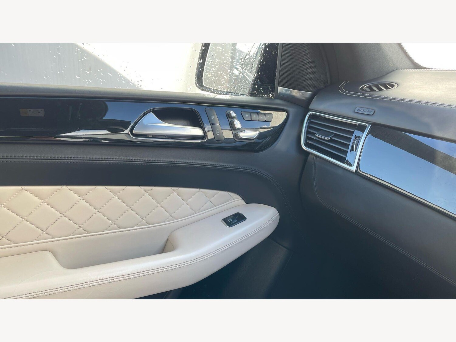 Used Mercedes-Benz GLS 2018 for sale - 78062637: Photo 31