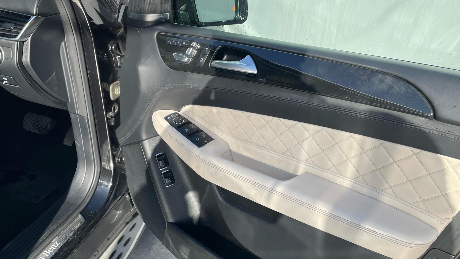 Used Mercedes-Benz GLS 2018 for sale - 78062637: Photo 48