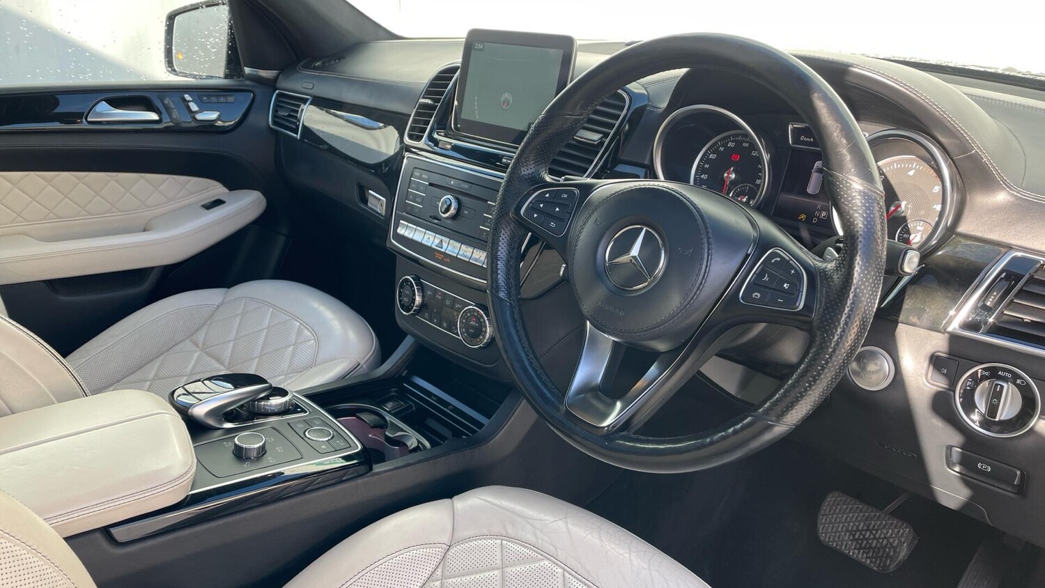 Used Mercedes-Benz GLS 2018 for sale - 78062637: Photo 52