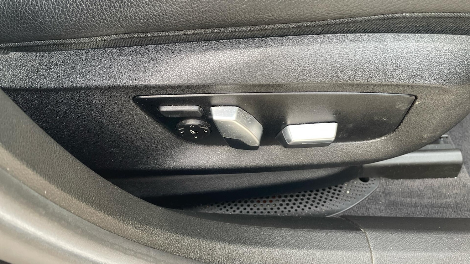 Used BMW 6 Series 2018 for sale - 77978040: Photo 33