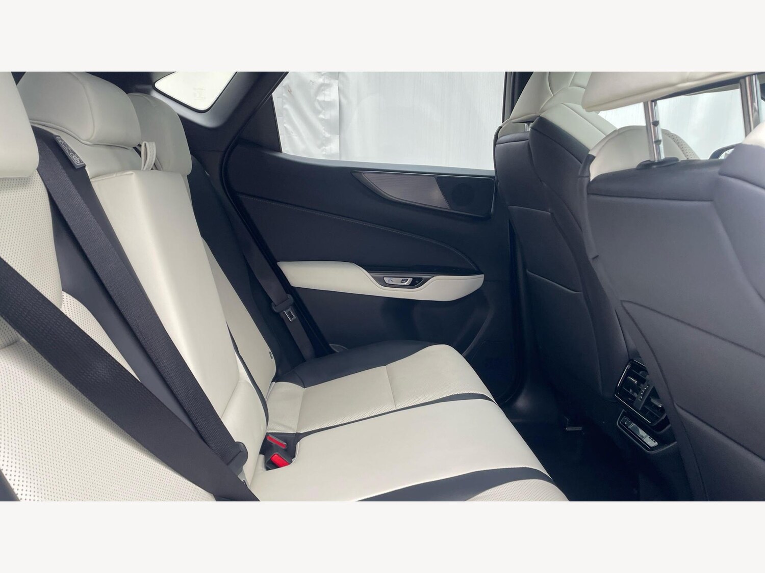 Used Lexus NX 2022 for sale - 77598069: Photo 11
