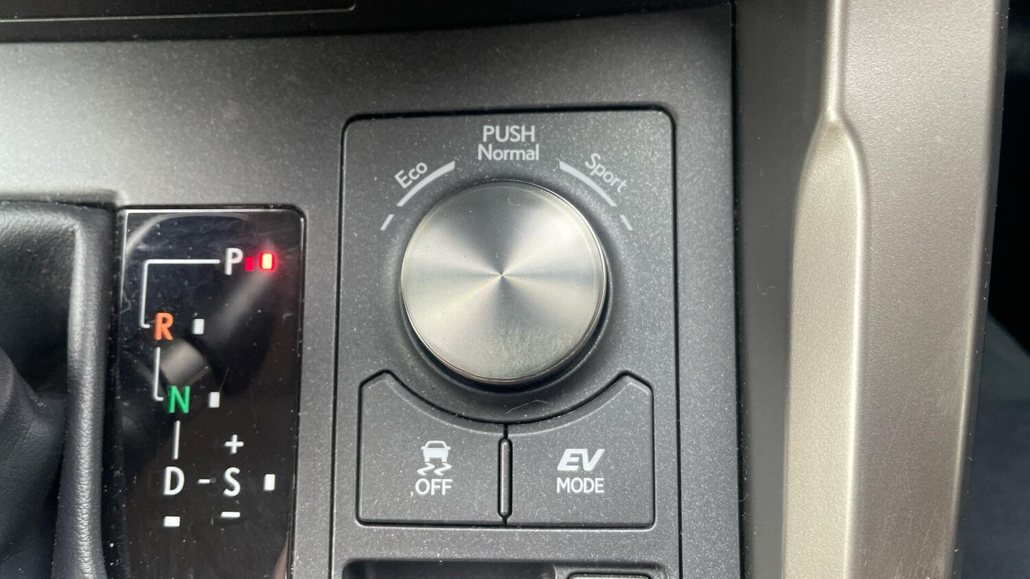 Used Lexus NX for sale - 77768312: Photo 42