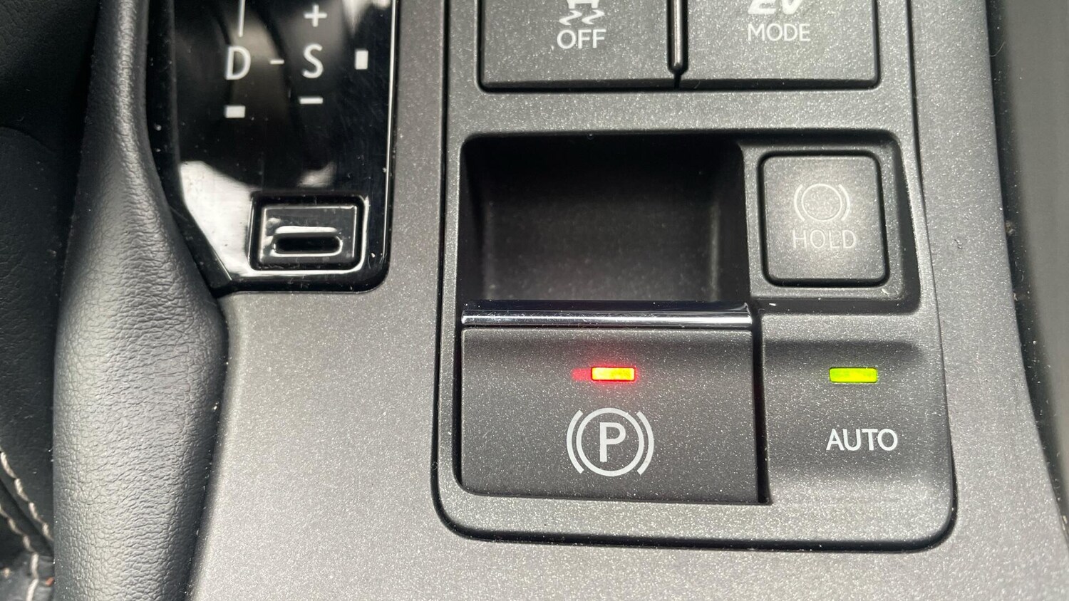 Used Lexus NX for sale - 77768312: Photo 43