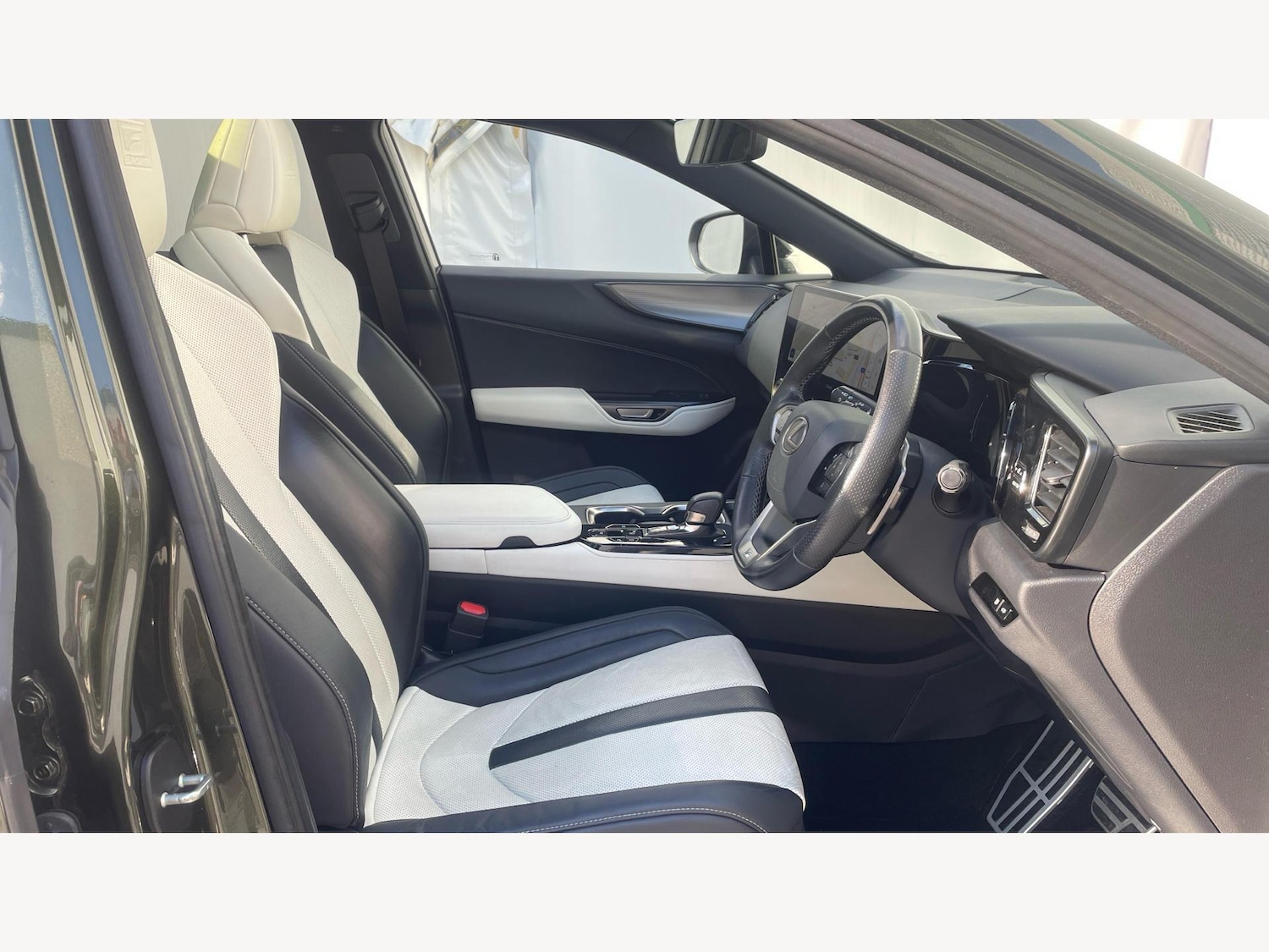 Used Lexus NX 2022 for sale - 76456920: Photo 15