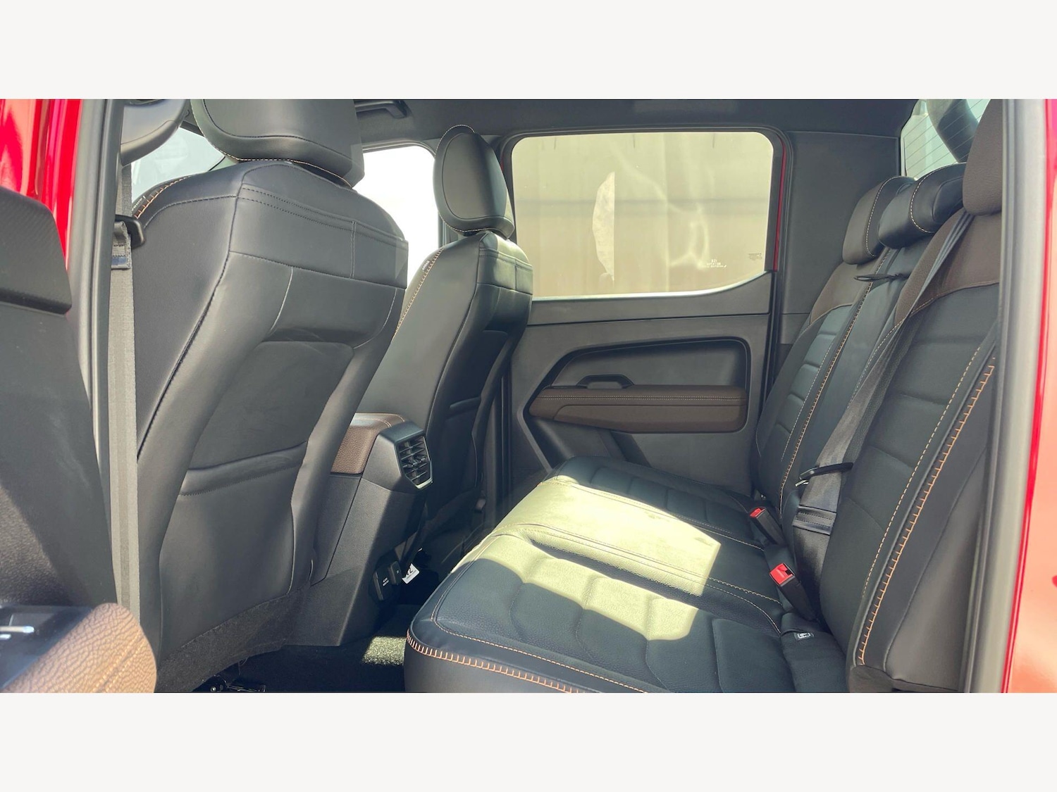 Used Volkswagen Amarok 2025 for sale - 77940667: Photo 16