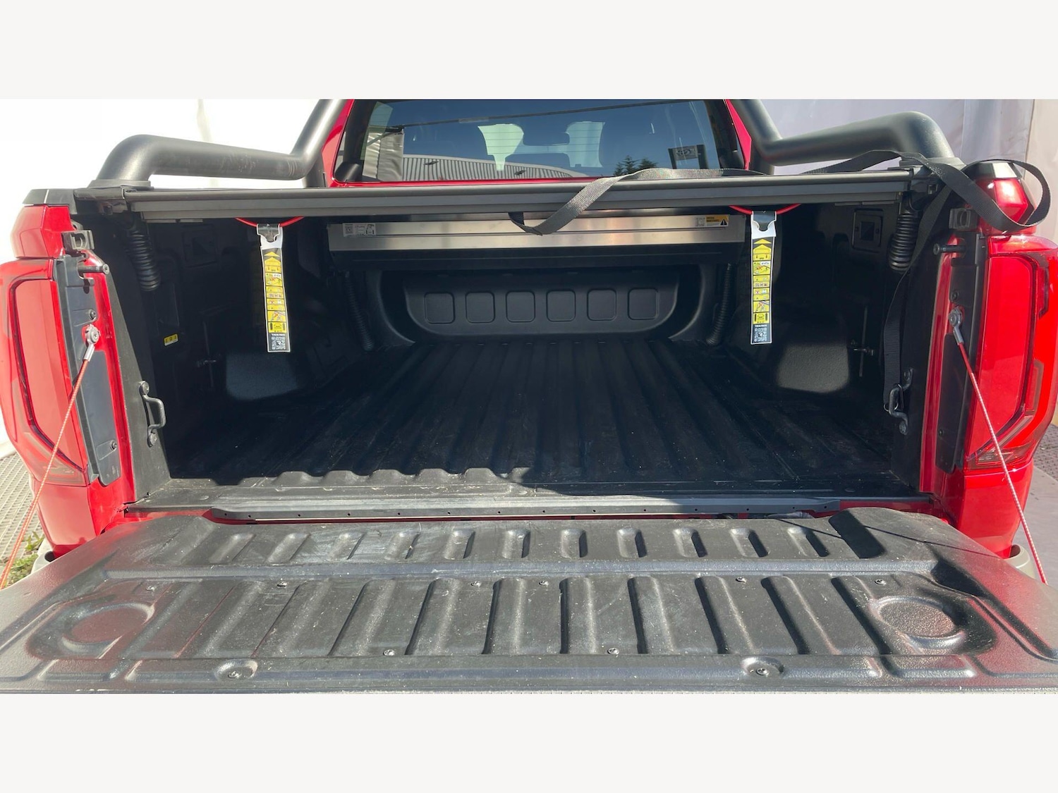 Used Volkswagen Amarok 2025 for sale - 77940667: Photo 17