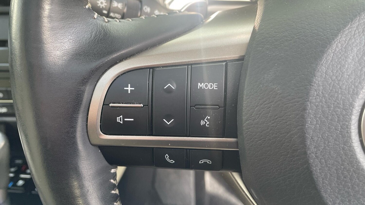 Used Lexus RX for sale - 76423948: Photo 46