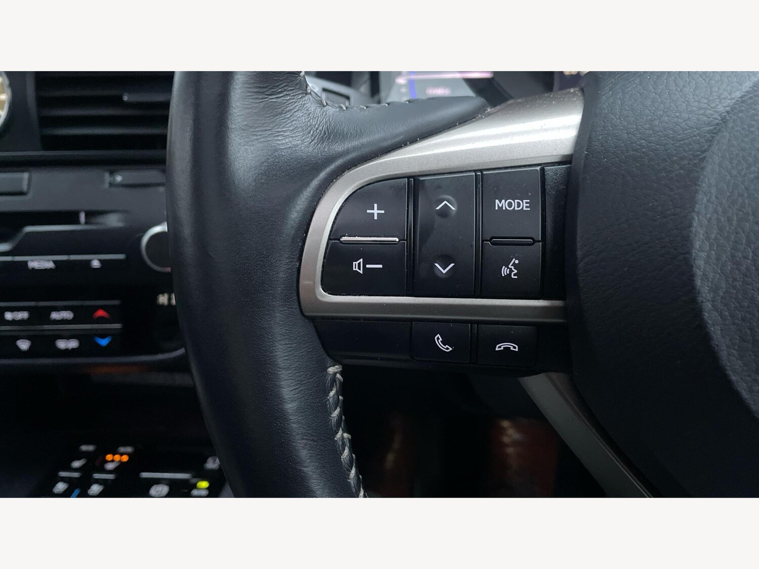 Used Lexus RX 2019 for sale - 77067000: Photo 25