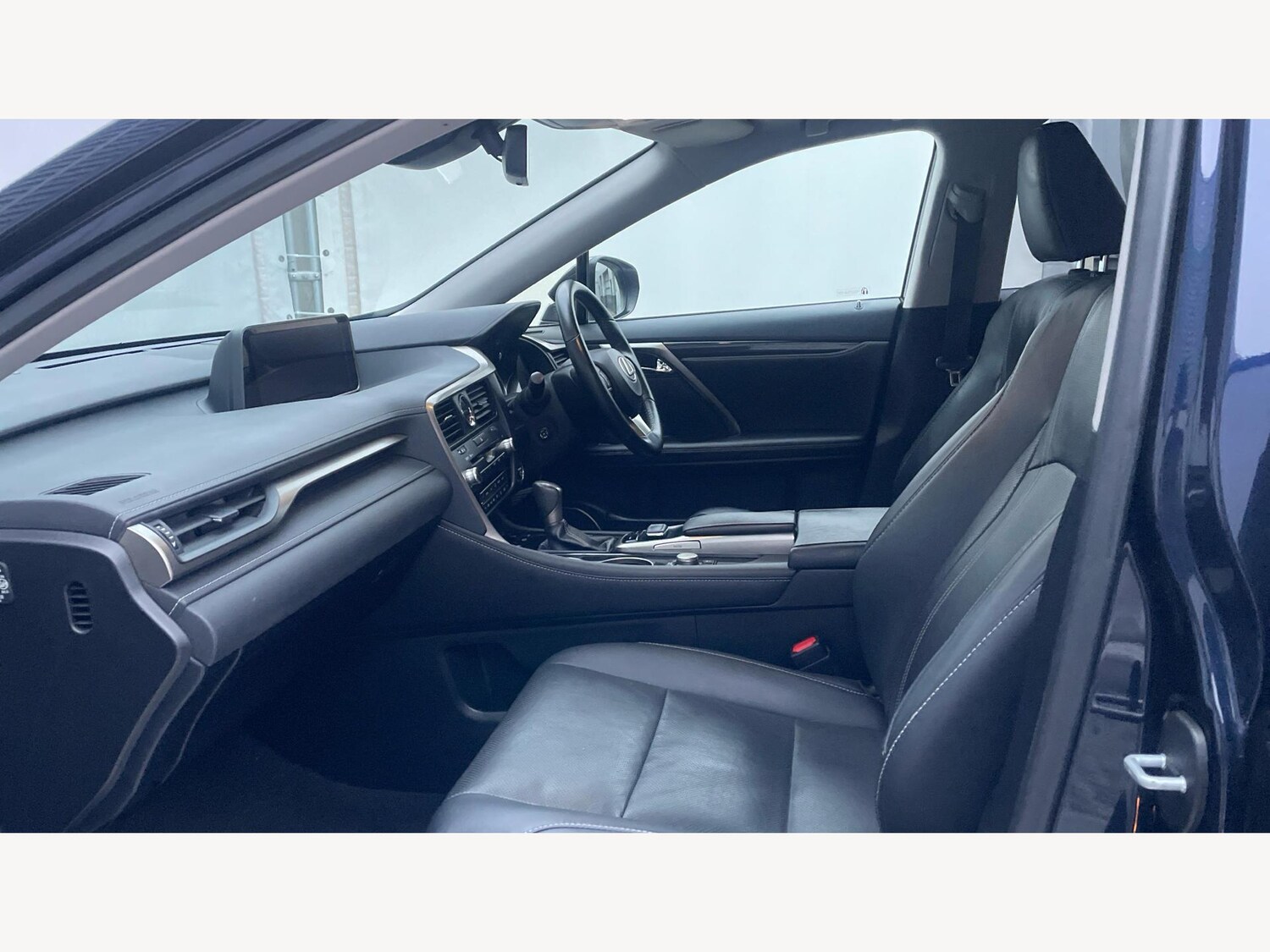 Used Lexus RX 2019 for sale - 77067000: Photo 8