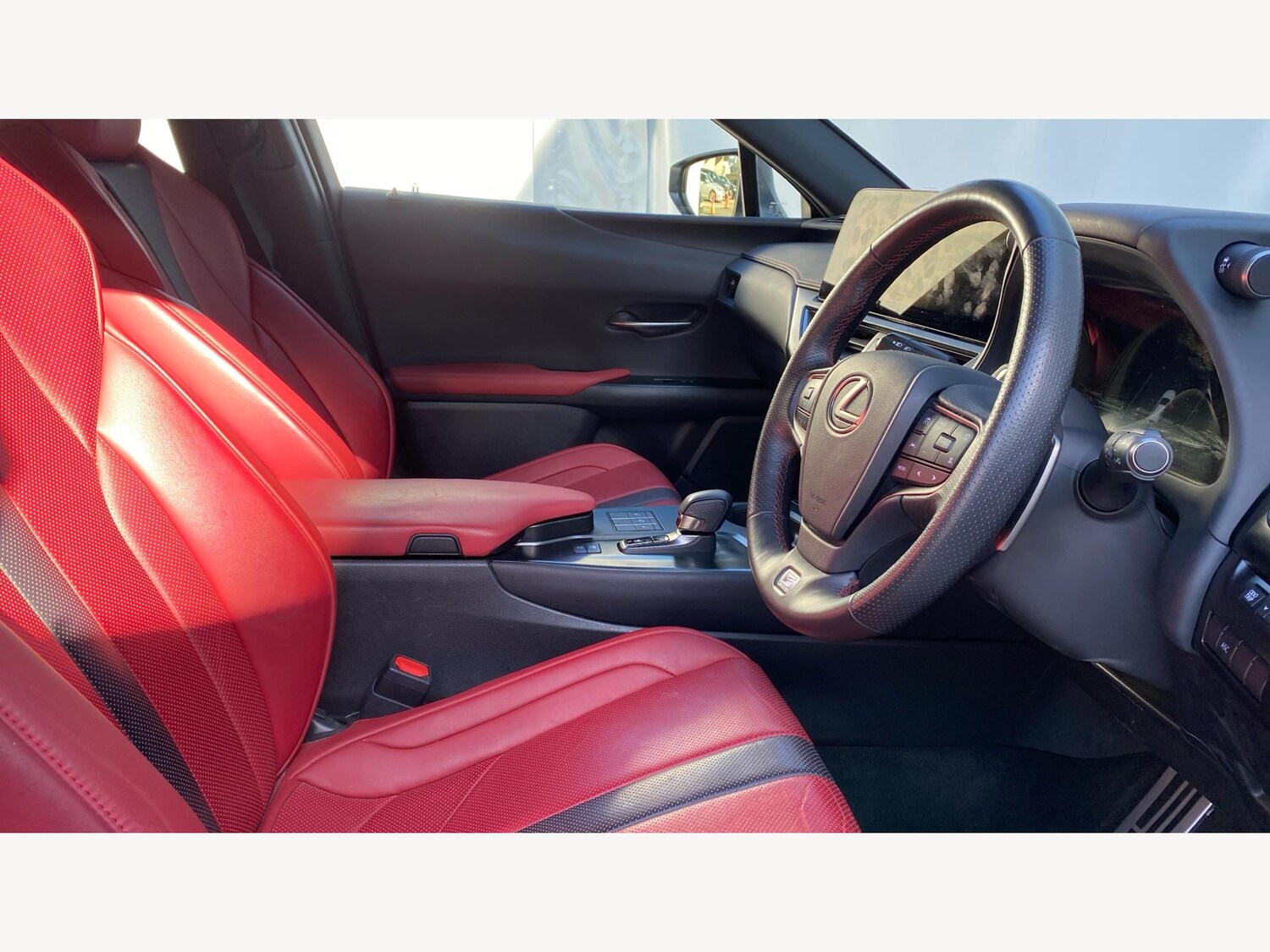 Used Lexus UX 2024 for sale - 77574918: Photo 15