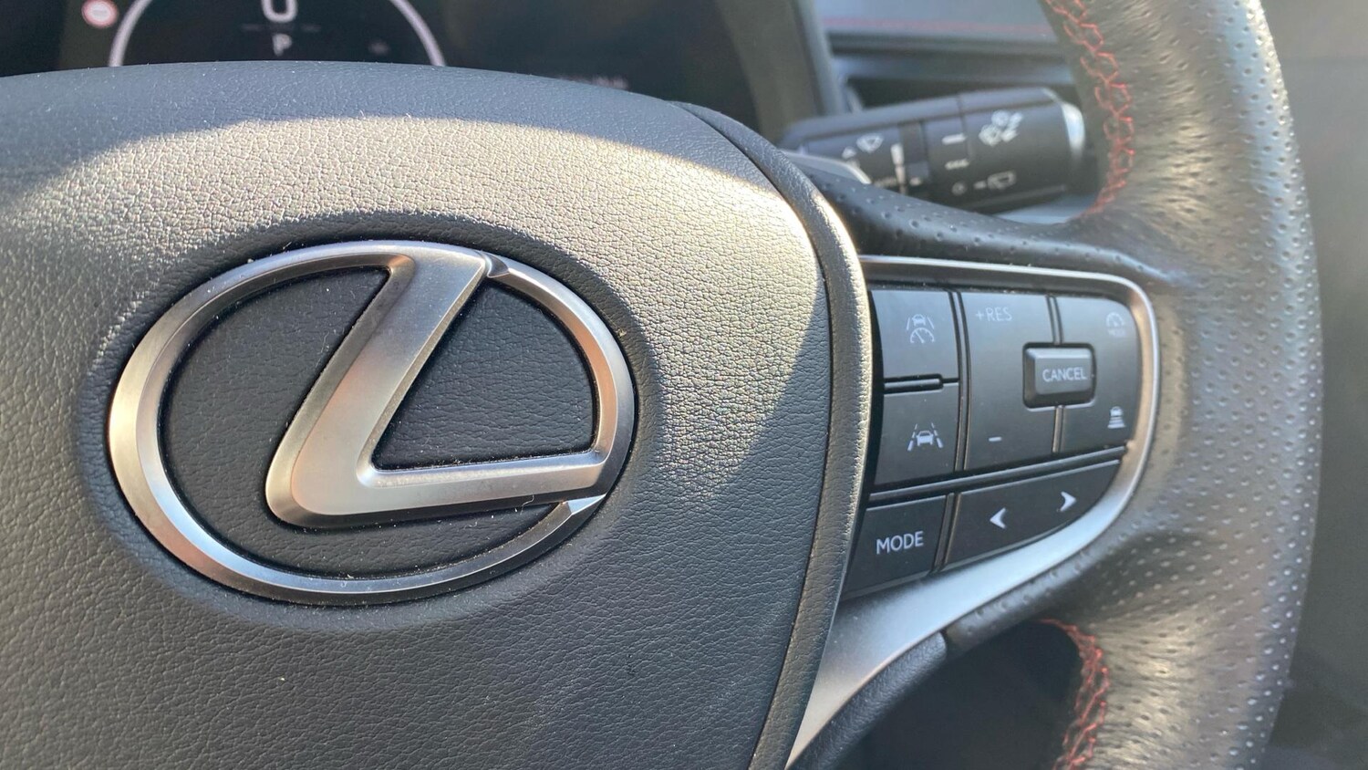 Used Lexus UX 2024 for sale - 77574918: Photo 37
