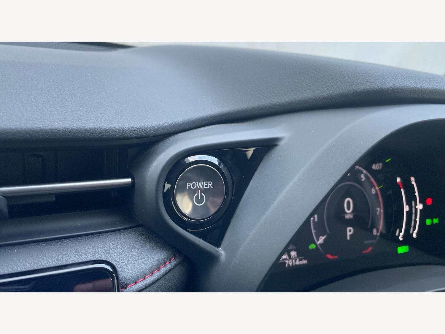 Used Lexus LBX for sale - 77344223: Photo 25