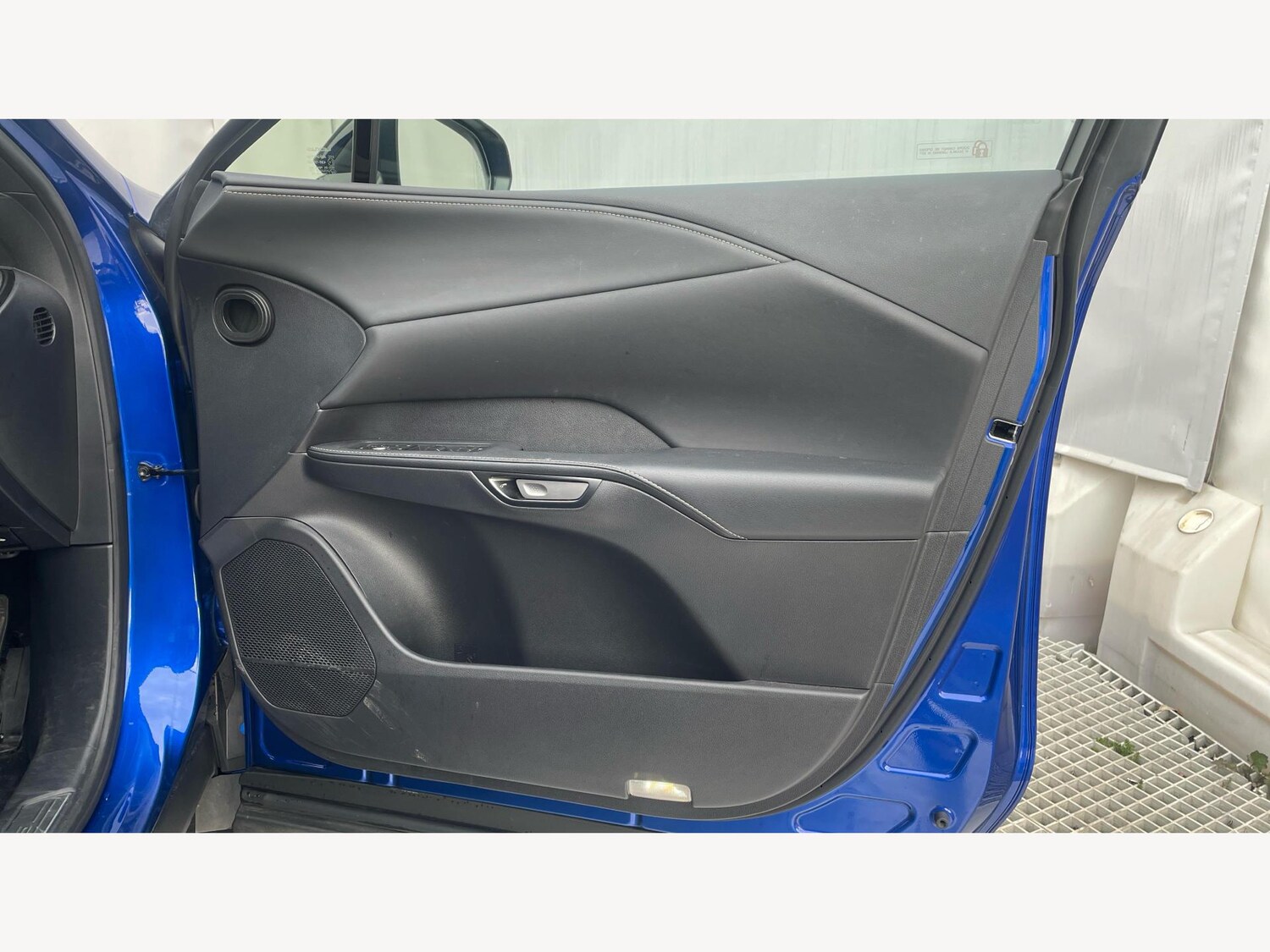 Used Lexus RX 2024 for sale - 76398409: Photo 30