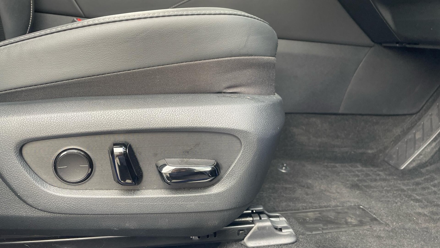 Used Lexus RX 2024 for sale - 76398409: Photo 33