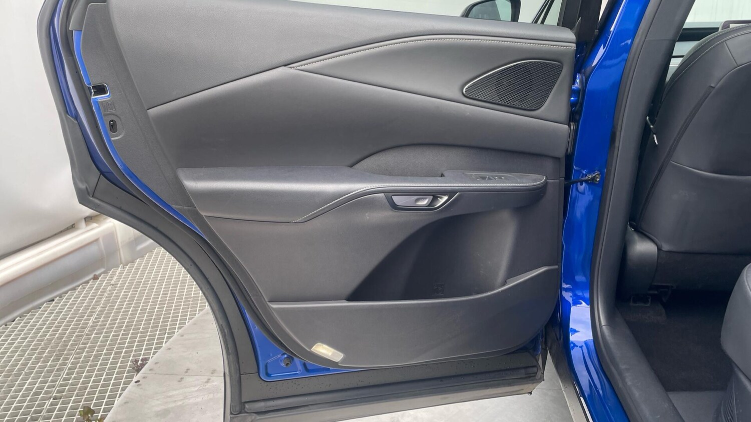 Used Lexus RX 2024 for sale - 76398409: Photo 46