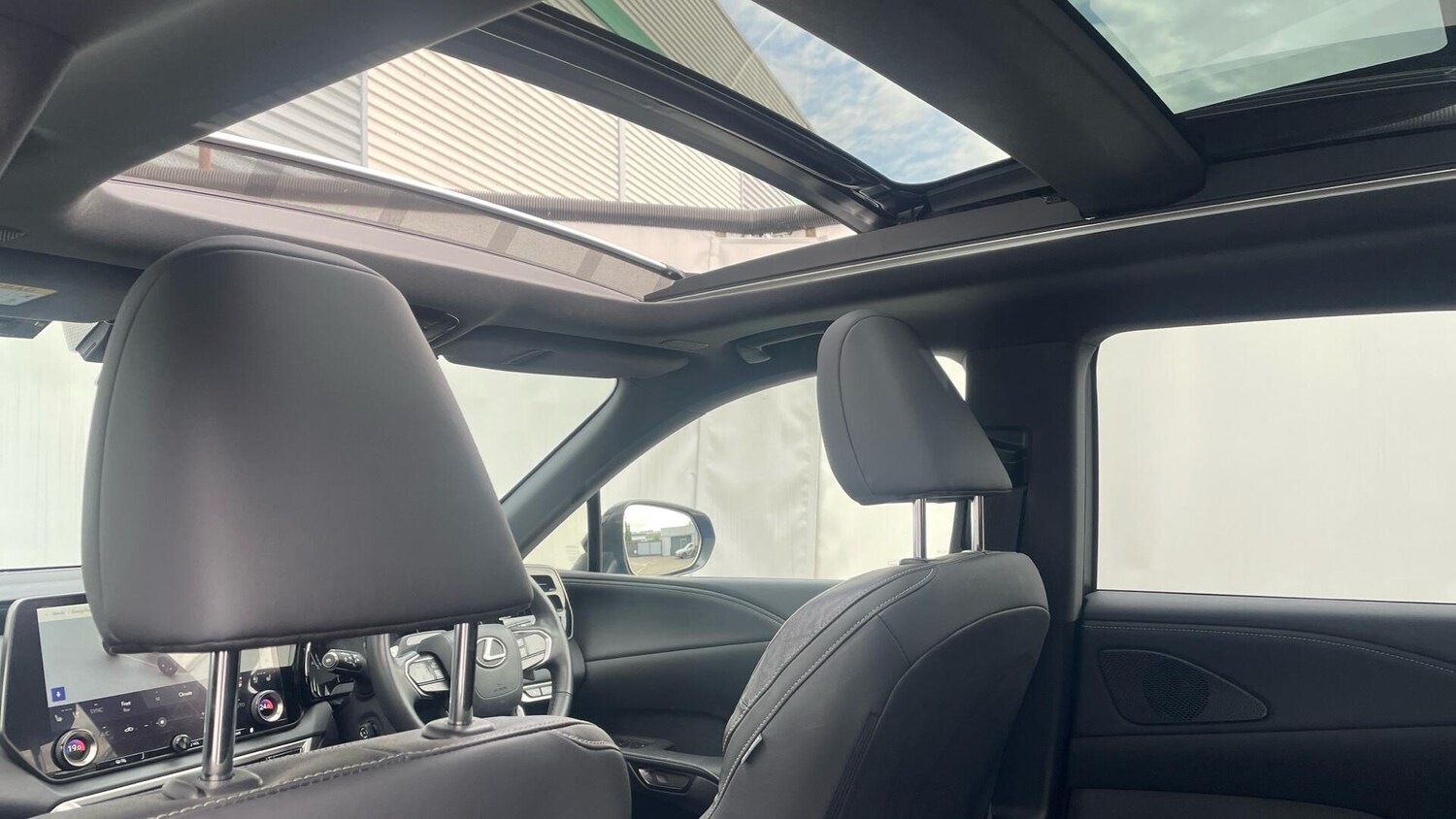 Used Lexus RX 2024 for sale - 76398409: Photo 48