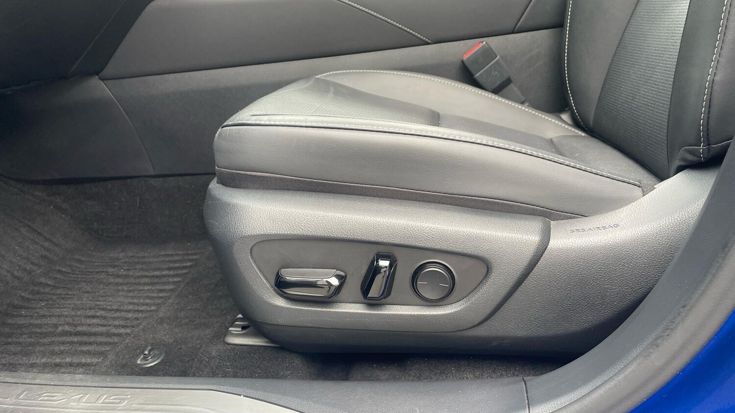 Used Lexus RX 2024 for sale - 76398409: Photo 50