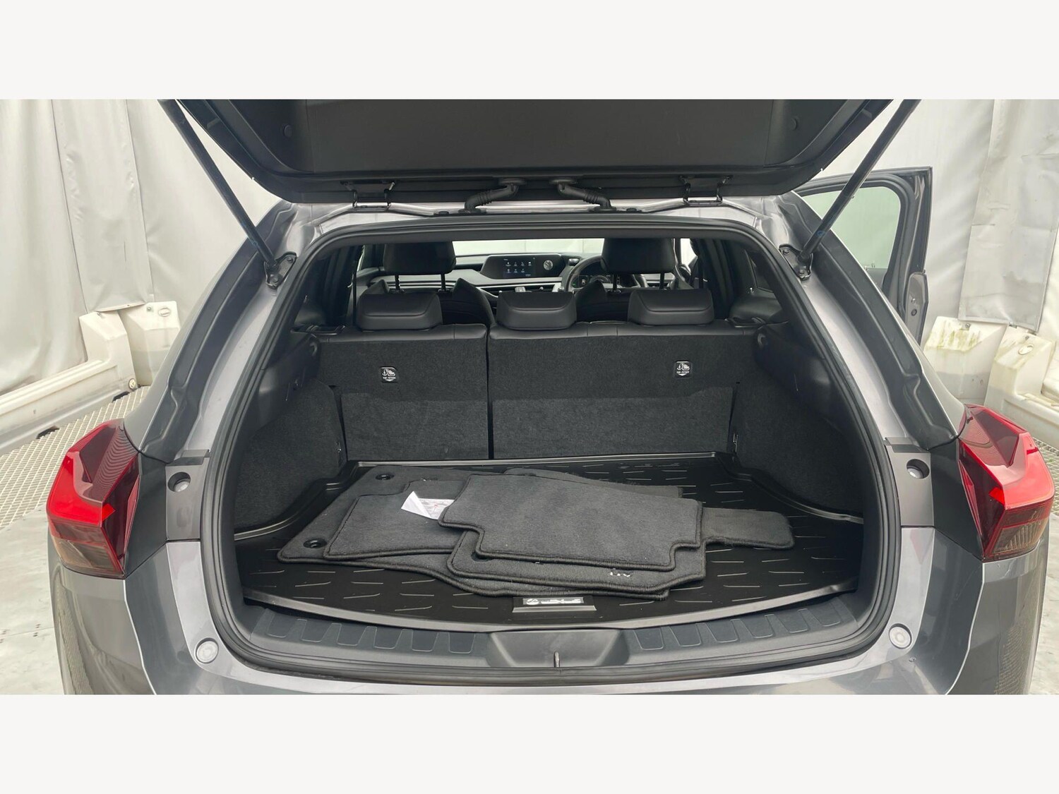 Used Lexus UX for sale - 77769319: Photo 17