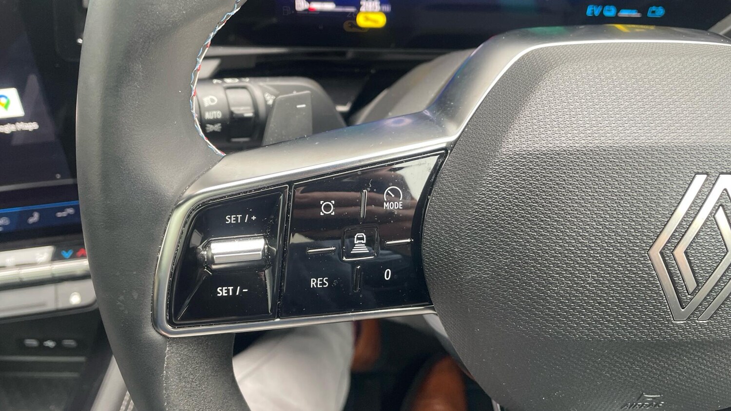 Used Renault Austral for sale - 77807623: Photo 41