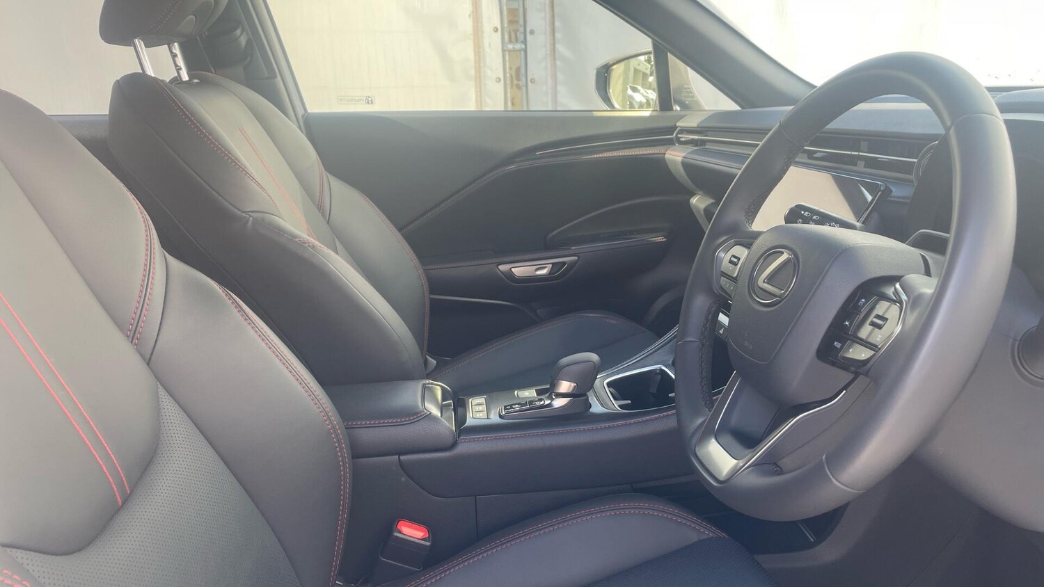 Used Lexus LBX 2025 for sale - 78220219: Photo 13