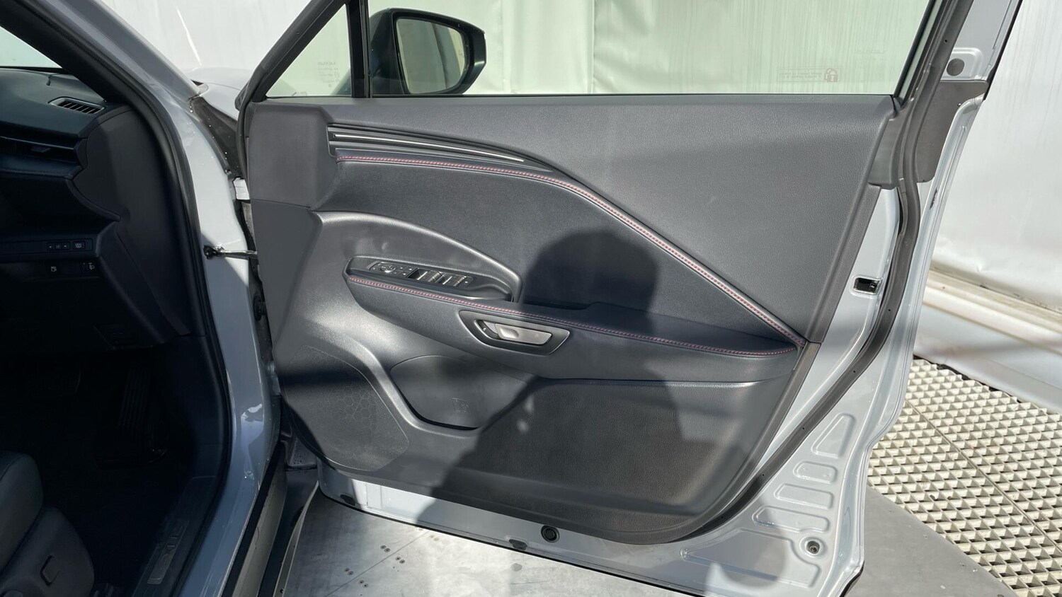 Used Lexus LBX 2025 for sale - 78220219: Photo 29