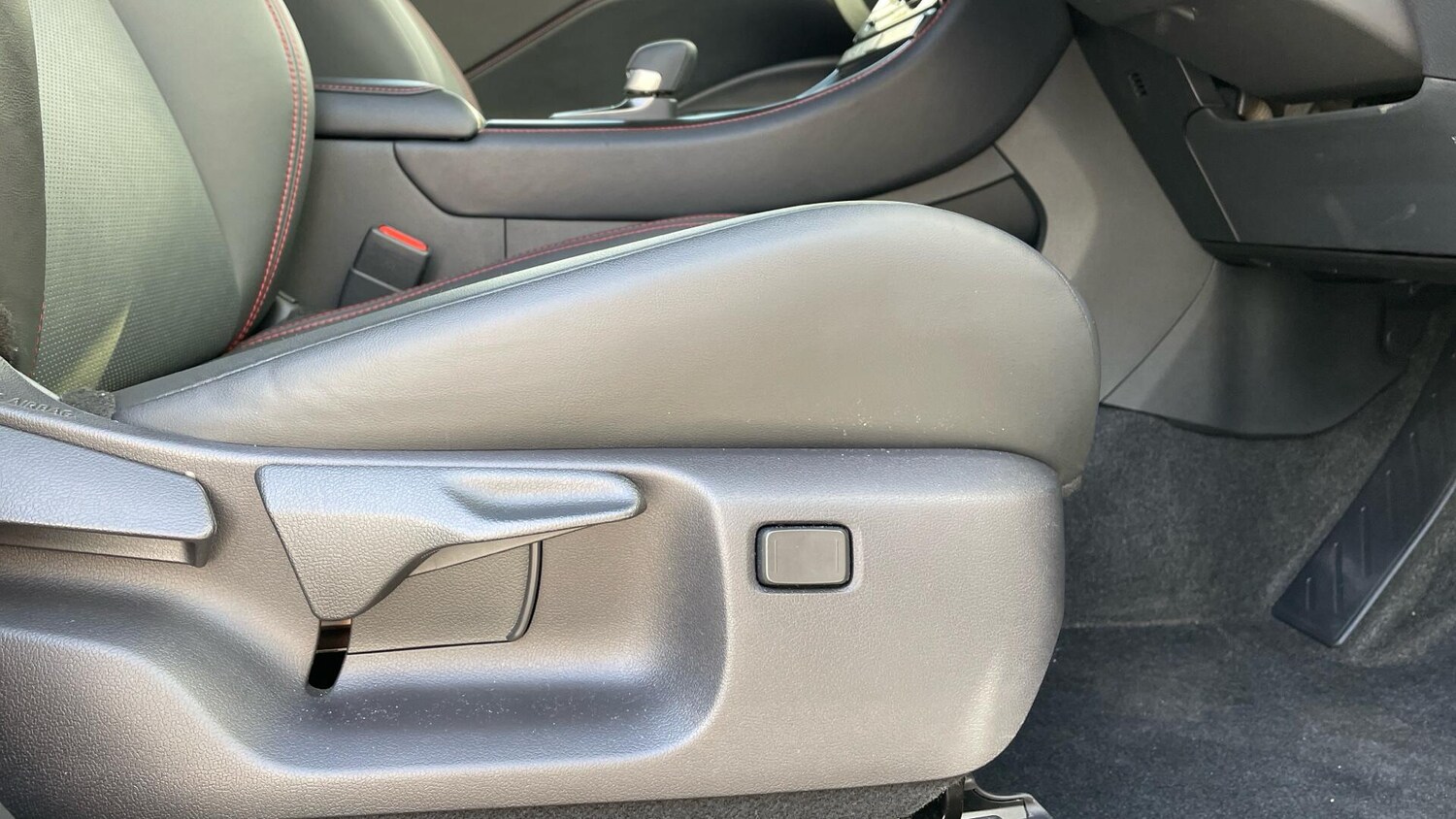 Used Lexus LBX 2025 for sale - 78220219: Photo 31