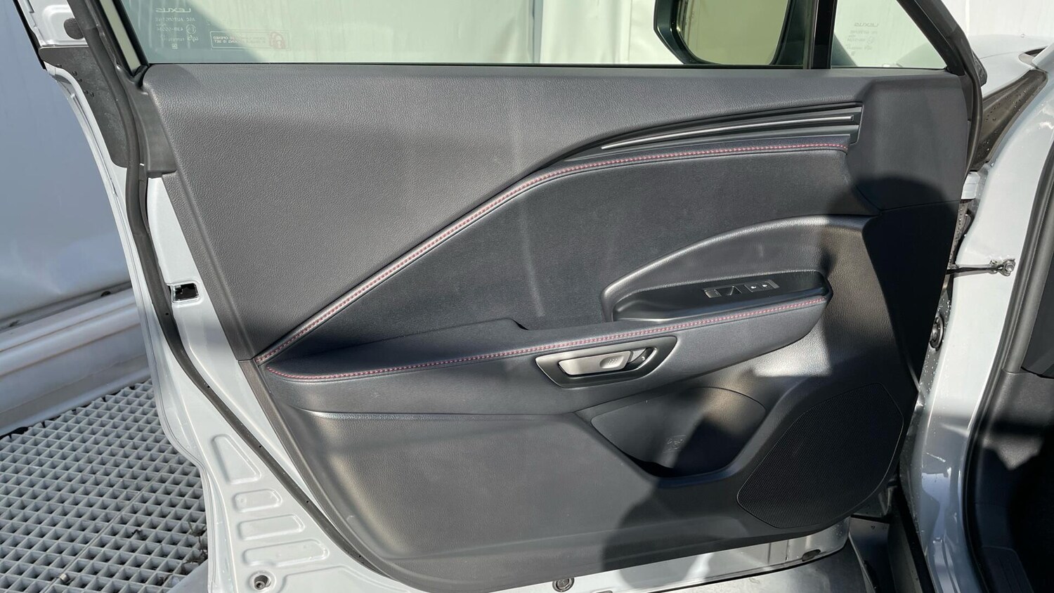 Used Lexus LBX 2025 for sale - 78220219: Photo 36