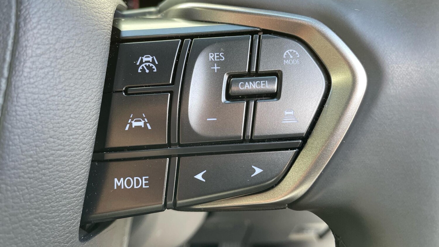 Used Lexus LBX 2025 for sale - 78220219: Photo 42