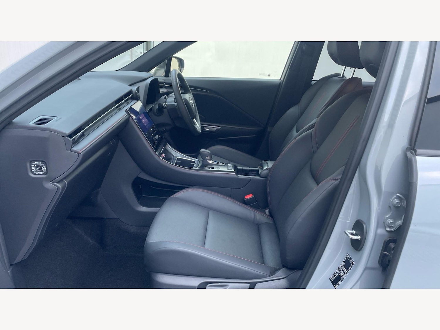 Used Lexus LBX 2024 for sale - 76522076: Photo 8