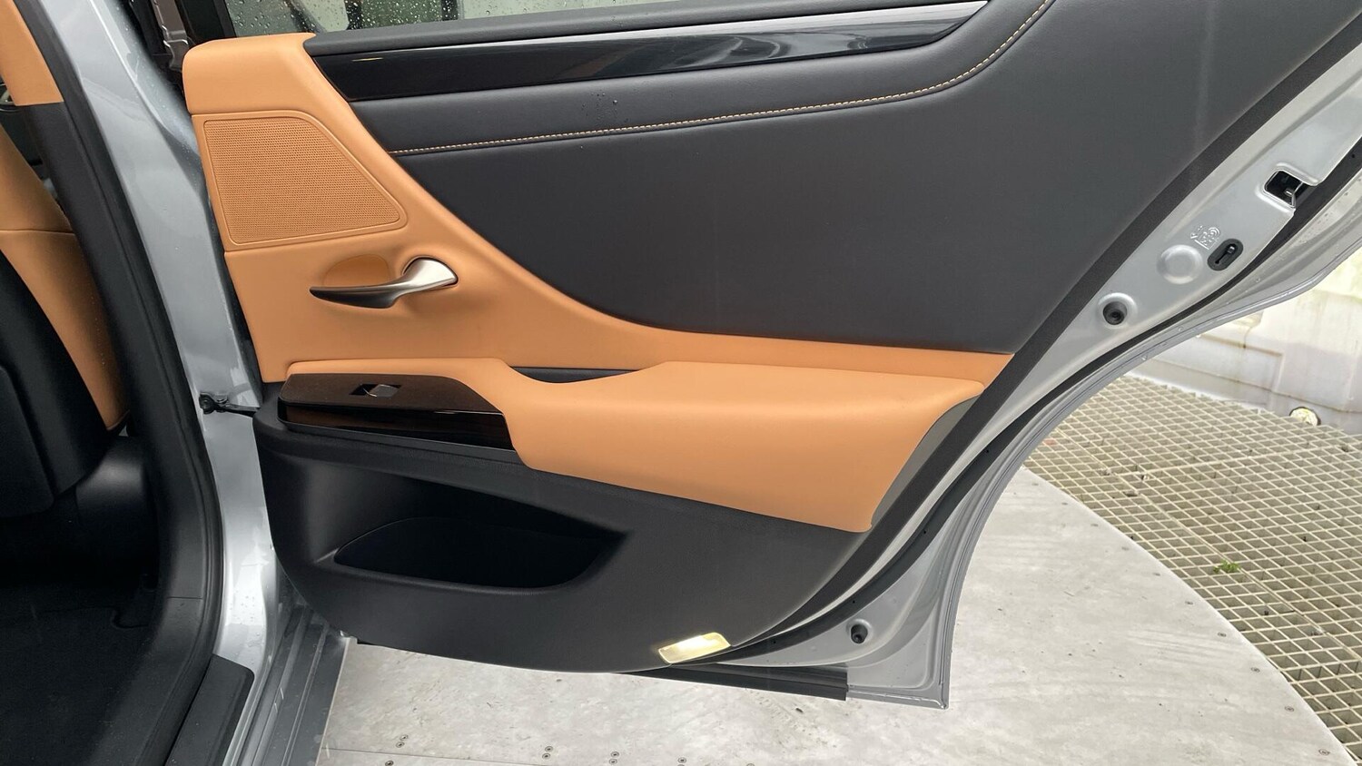 Used Lexus ES 2023 for sale - 77230176: Photo 38