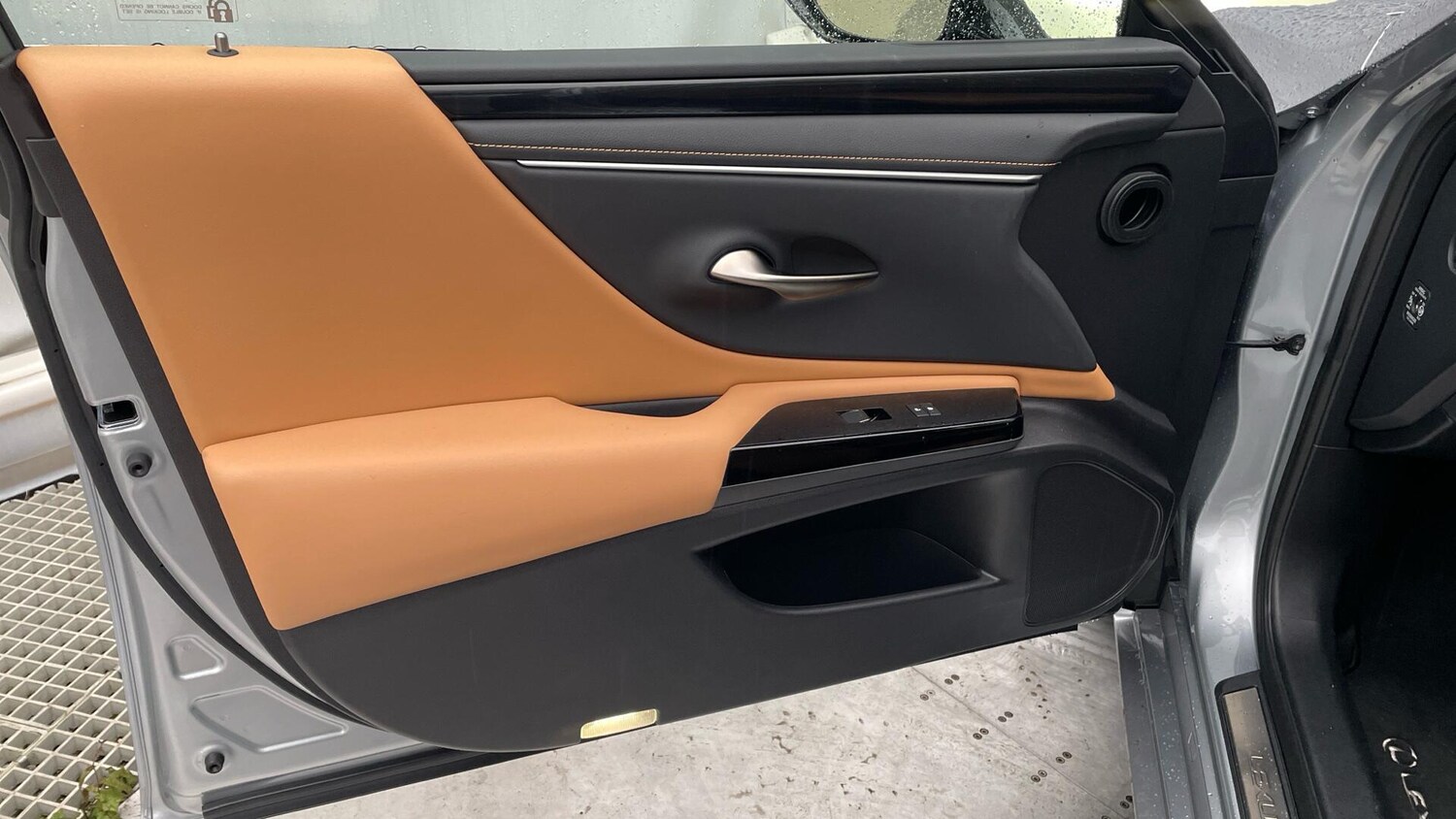 Used Lexus ES 2023 for sale - 77230176: Photo 49