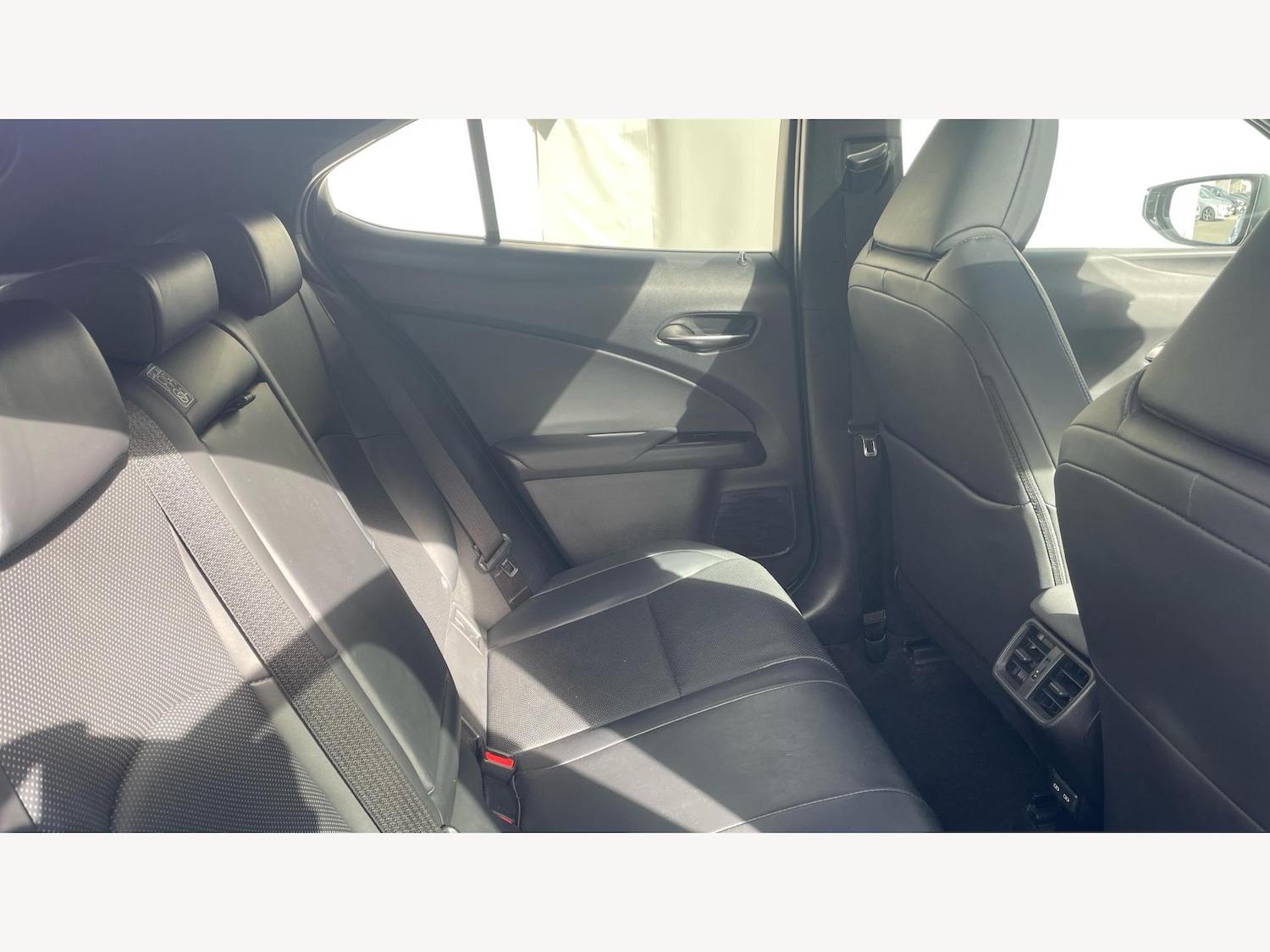 Used Lexus UX 2021 for sale - 76381069: Photo 11