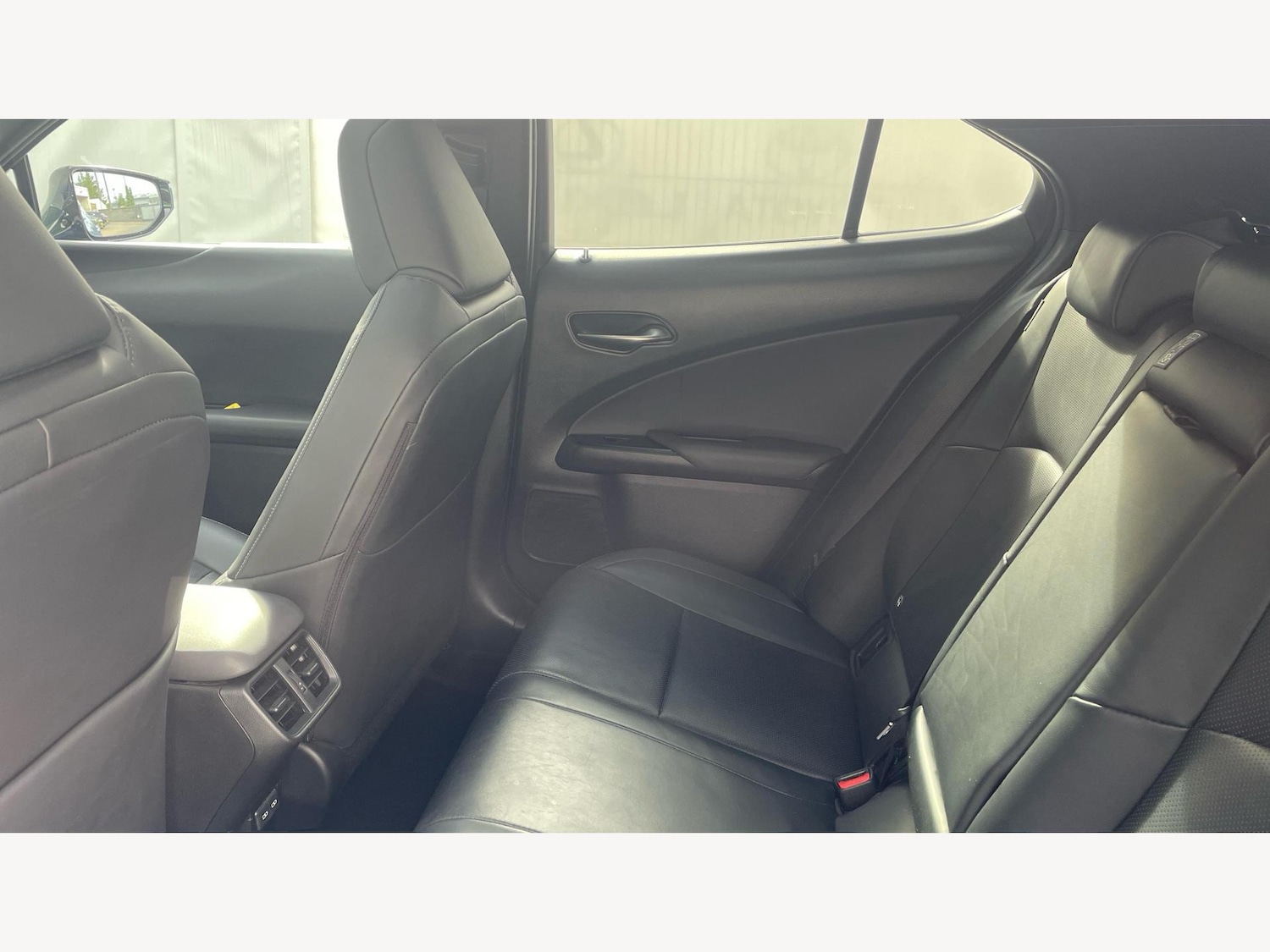 Used Lexus UX 2021 for sale - 76381069: Photo 16