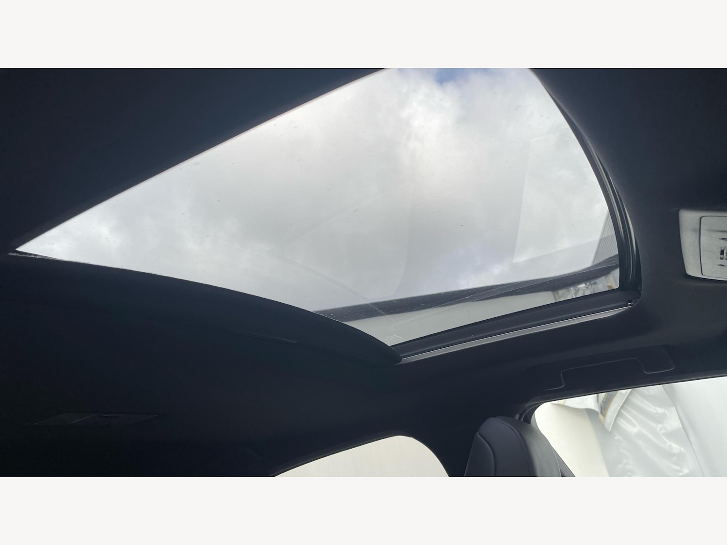 Used Lexus UX 2021 for sale - 76381069: Photo 28