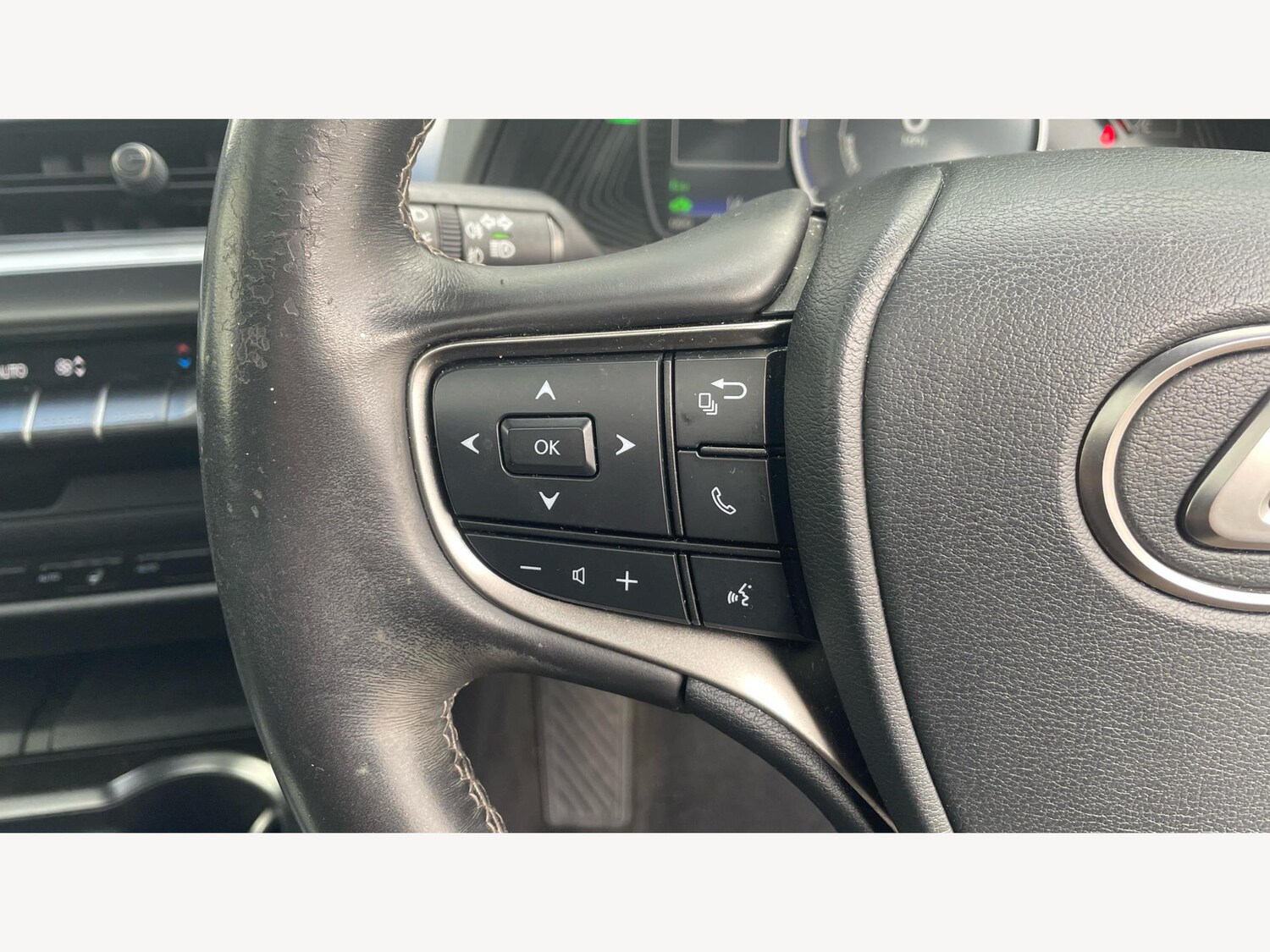 Used Lexus UX 2021 for sale - 76381069: Photo 30