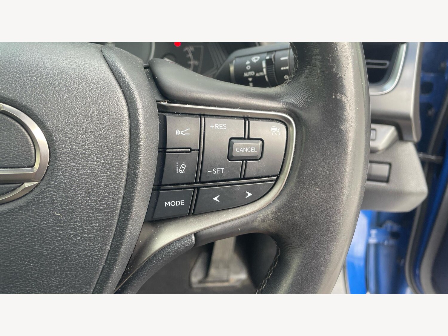 Used Lexus UX 2021 for sale - 76381069: Photo 31