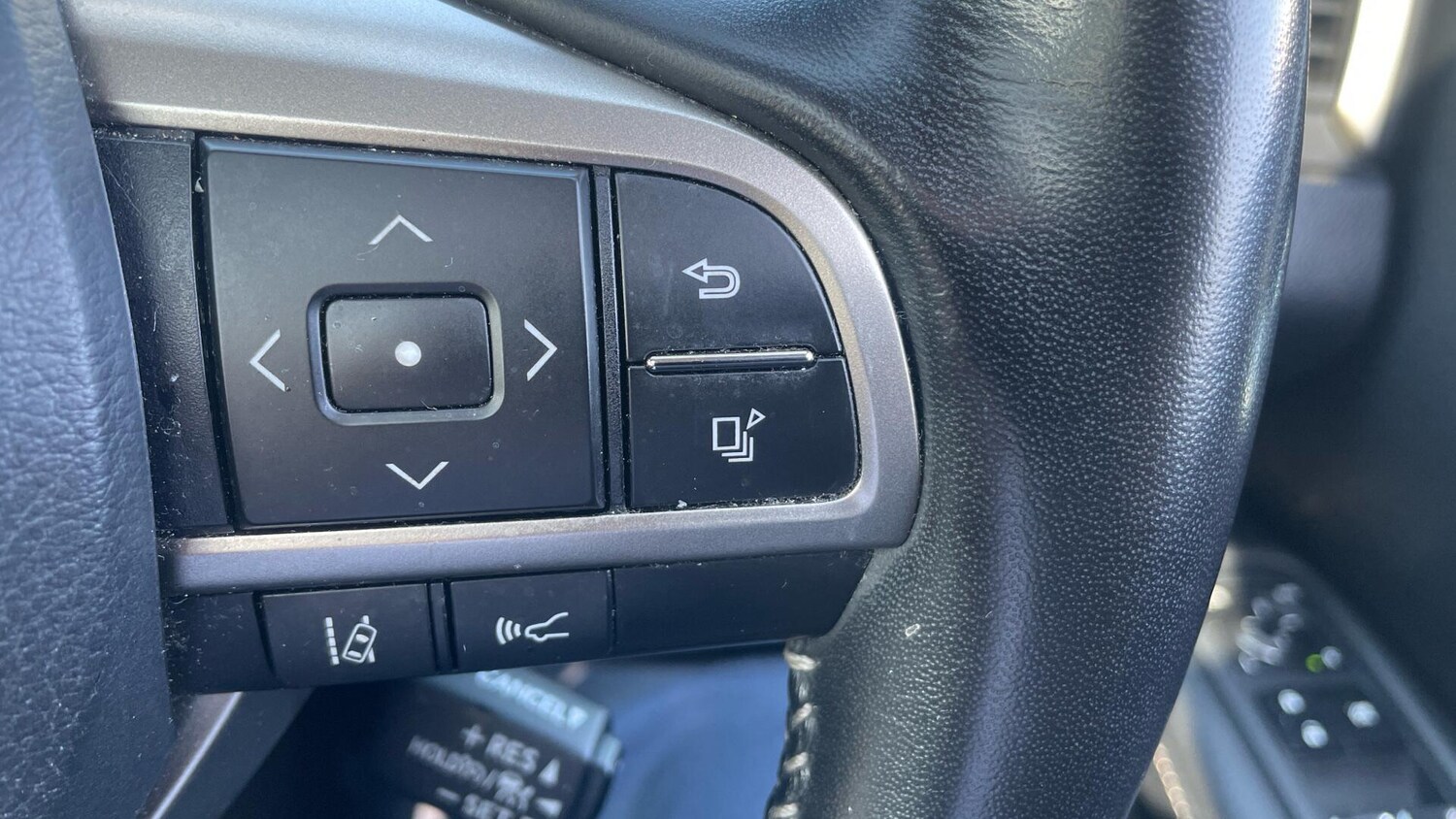 Used Lexus RX for sale - 77769349: Photo 57