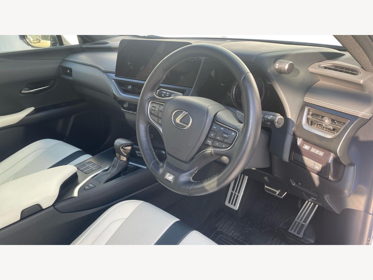 Used Lexus UX for sale - 77768218: Photo 13