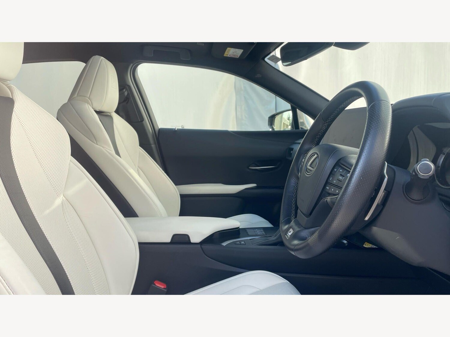 Used Lexus UX for sale - 77768218: Photo 15
