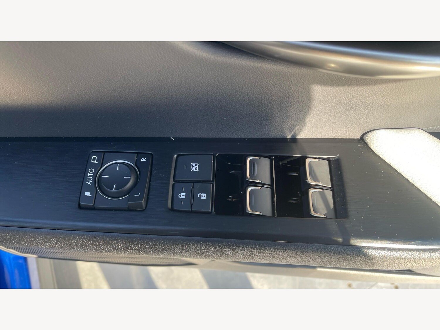 Used Lexus UX for sale - 77768218: Photo 31