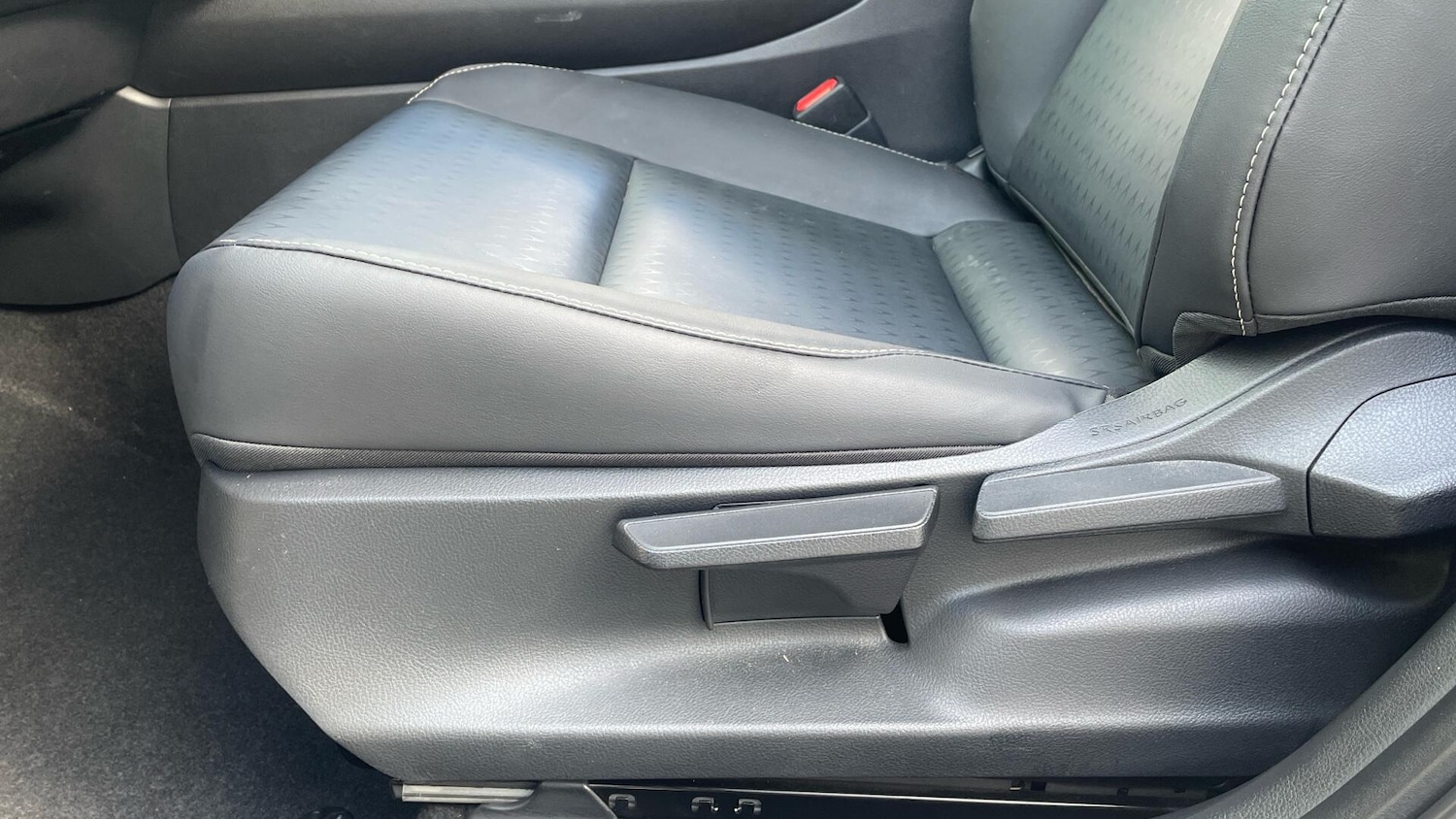 Used Lexus UX 2022 for sale - 78100947: Photo 46