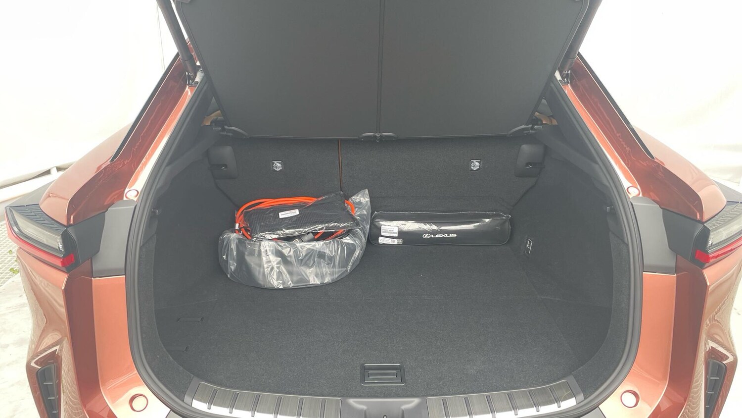 Used Lexus RZ 2025 for sale - 77564758: Photo 15