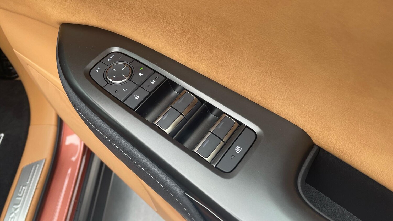 Used Lexus RZ 2025 for sale - 77564758: Photo 41