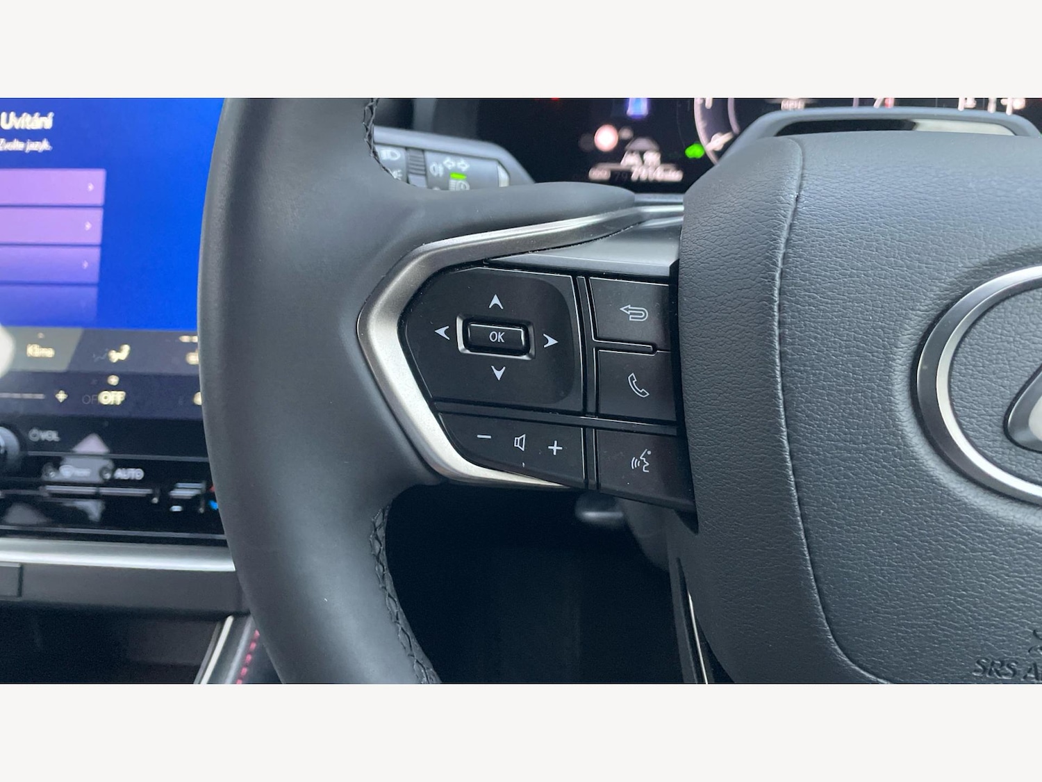 Used Lexus LBX 2024 for sale - 77163526: Photo 28