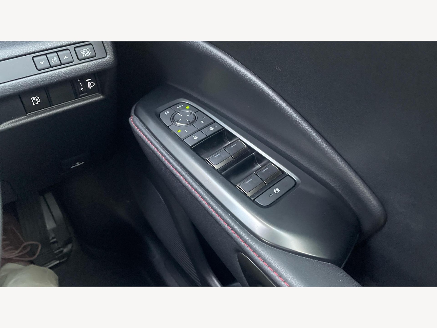 Used Lexus LBX 2024 for sale - 77163526: Photo 30