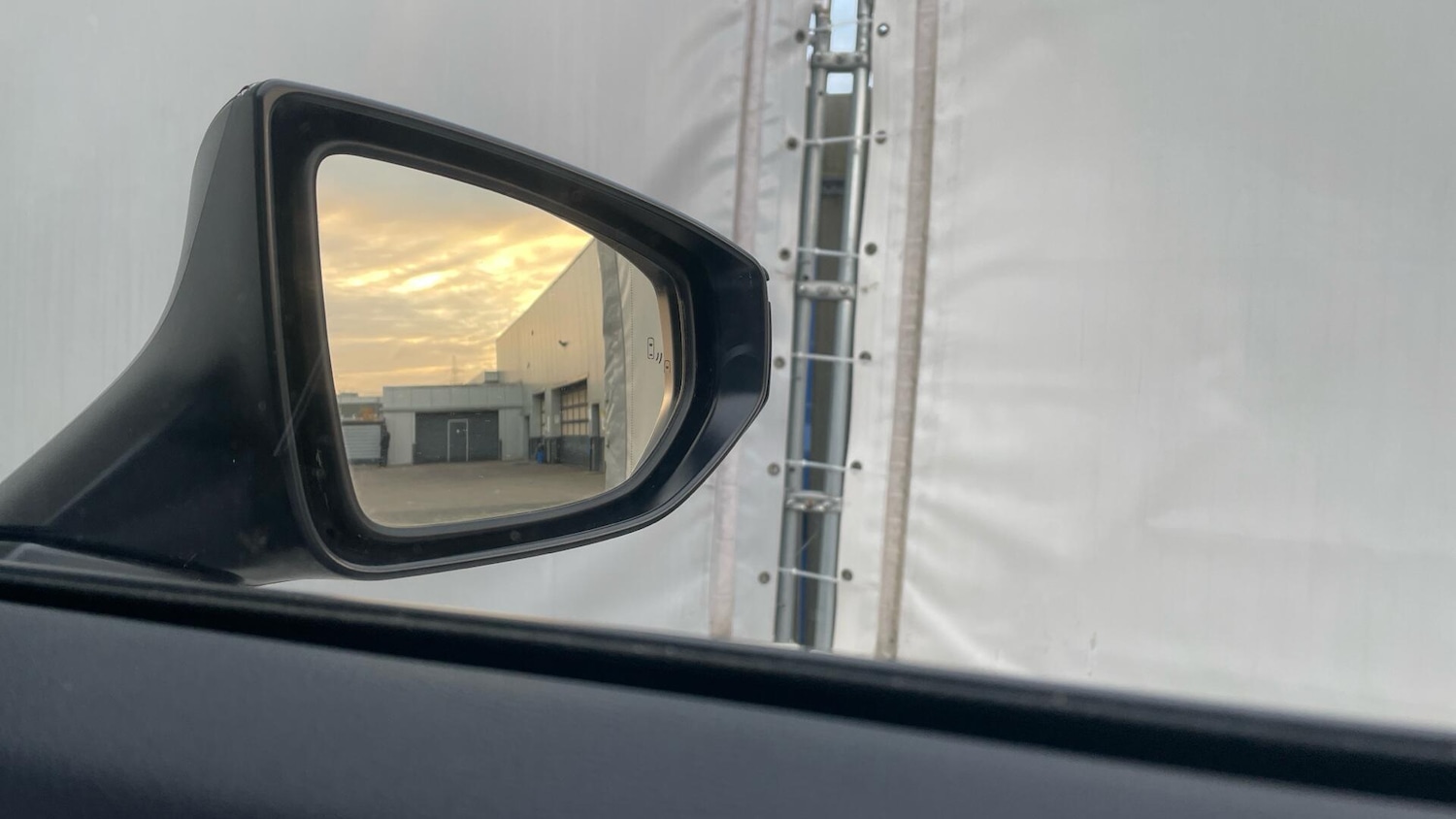 Used Lexus LBX 2024 for sale - 77163526: Photo 32