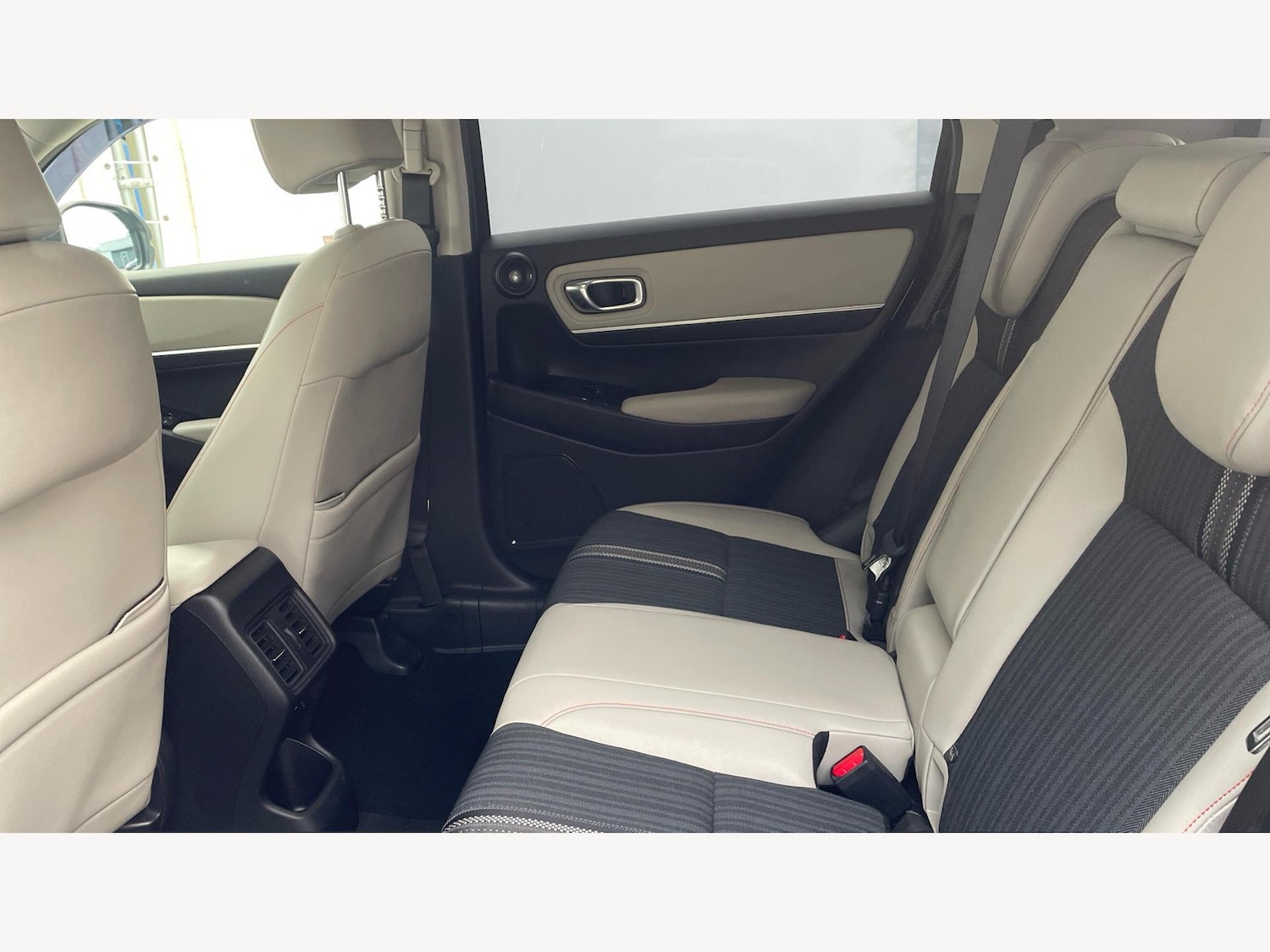 Used Honda HR-V 2021 for sale - 77081783: Photo 16