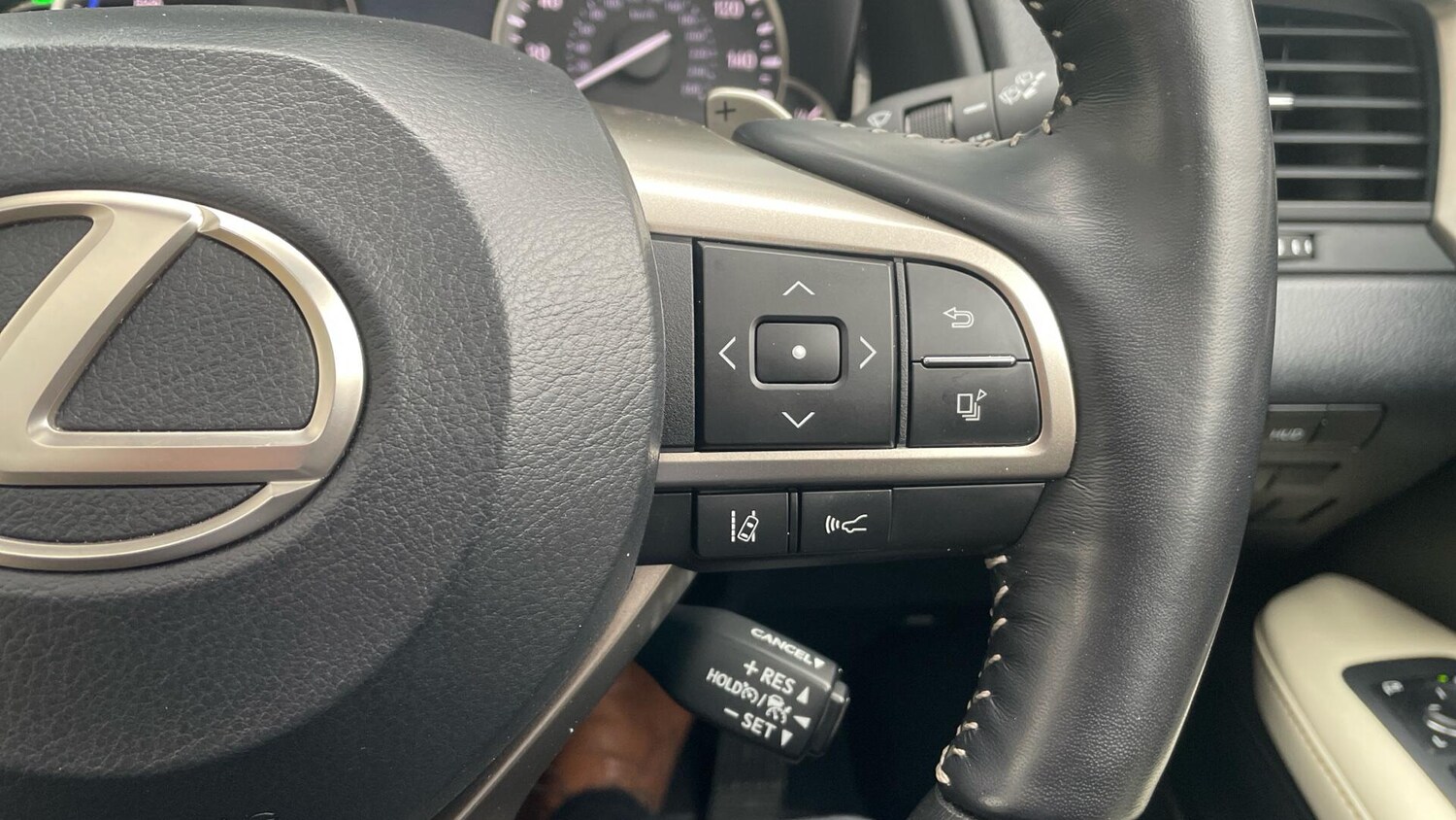 Used Lexus RX 2022 for sale - 77626290: Photo 39