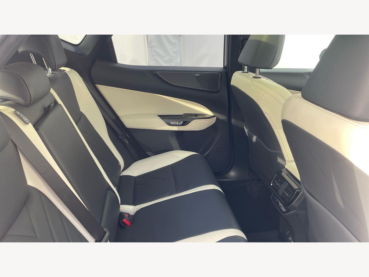Used Lexus NX 2024 for sale - 77898194: Photo 11