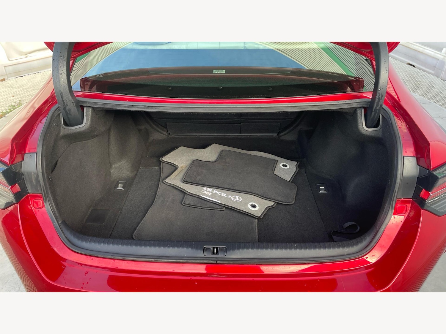 Used Lexus RC 2019 for sale - 76715447: Photo 17